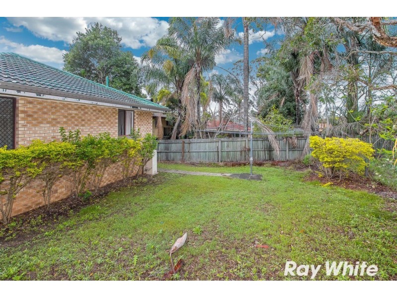 24 Alawara St, Petrie QLD 4502