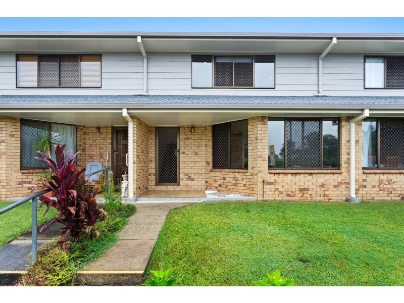 2/1 Armstrong Street, Petrie QLD 4502