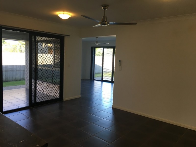 16 Menara Circuit, North Lakes QLD 4509