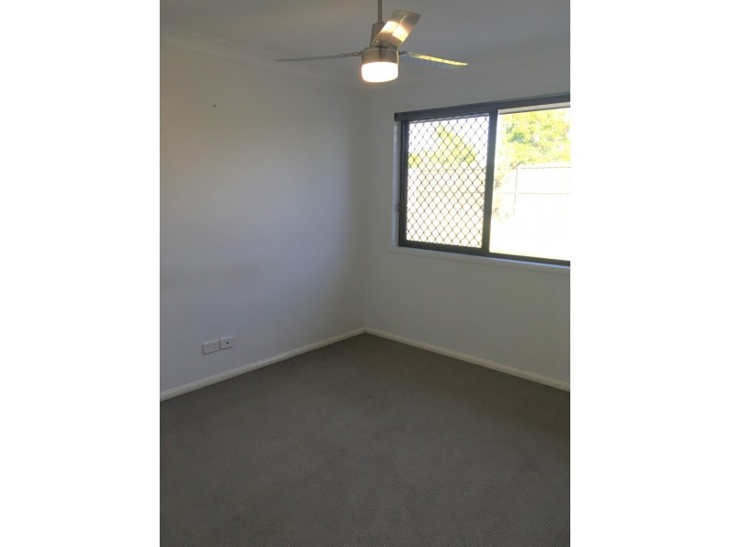 16 Menara Circuit, North Lakes QLD 4509
