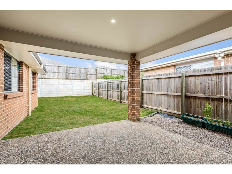 20 Braxlaw Cres, Dakabin QLD 4503