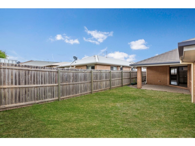 20 Braxlaw Cres, Dakabin QLD 4503
