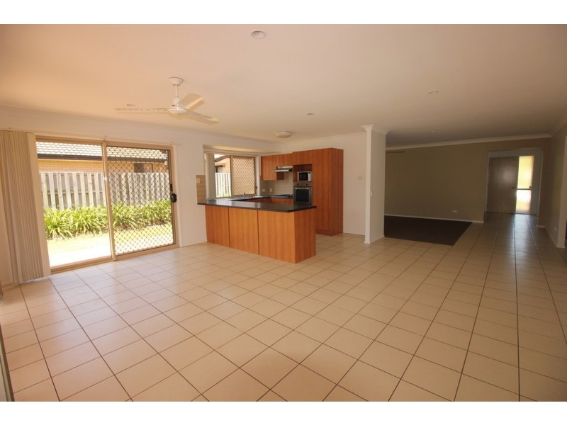 23 Diamond Avenue, Kallangur QLD 4503