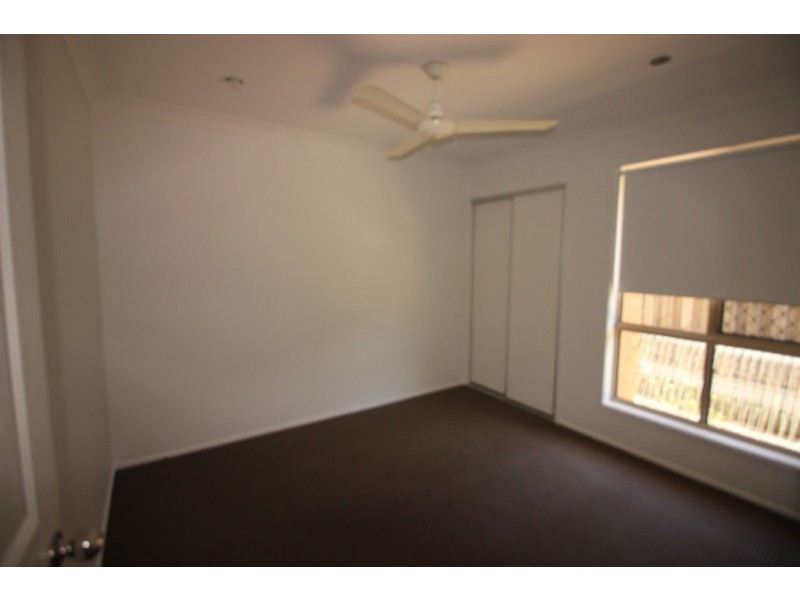 23 Diamond Avenue, Kallangur QLD 4503