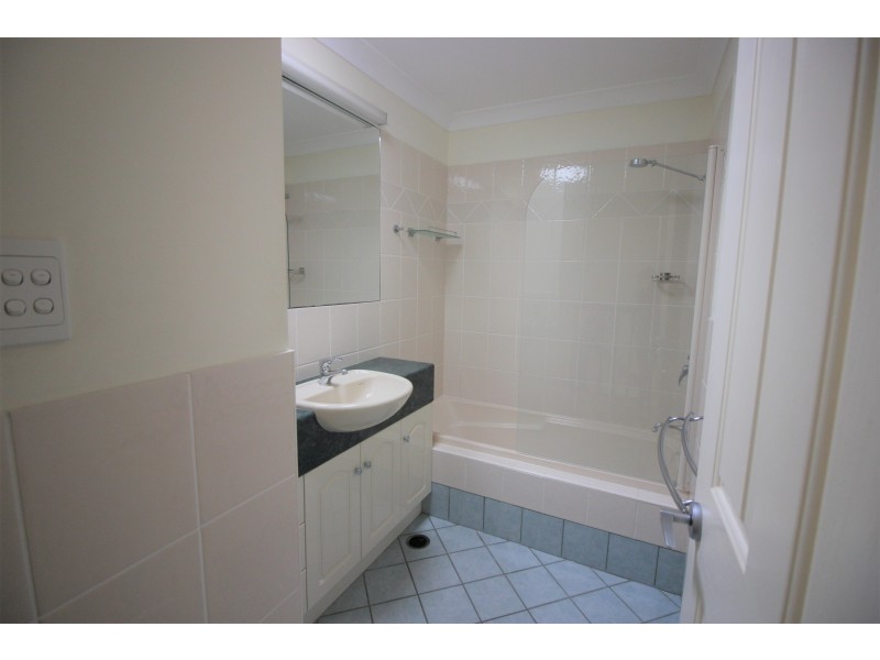 1/14 Maine Road, Clontarf QLD 4019