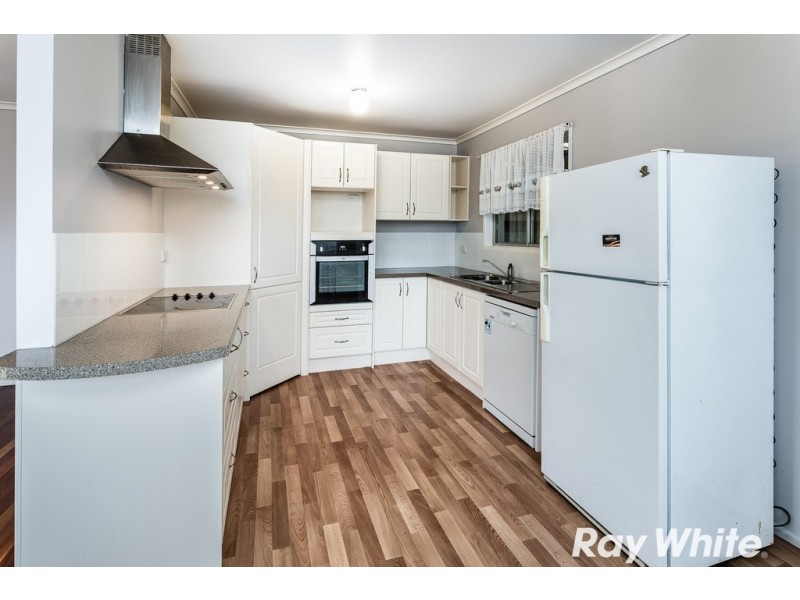 7 Ahern St, Kallangur QLD 4503