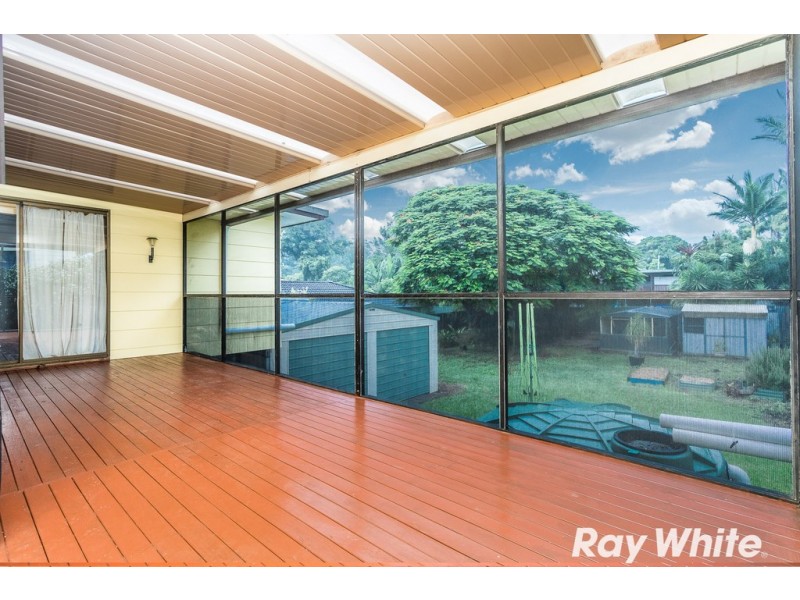 7 Ahern St, Kallangur QLD 4503