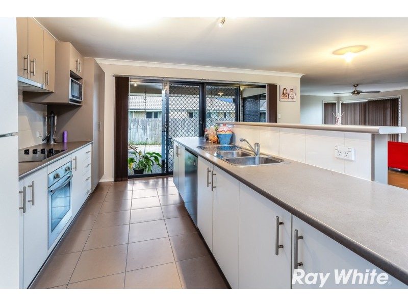 3 Eve Crt, Kallangur QLD 4503