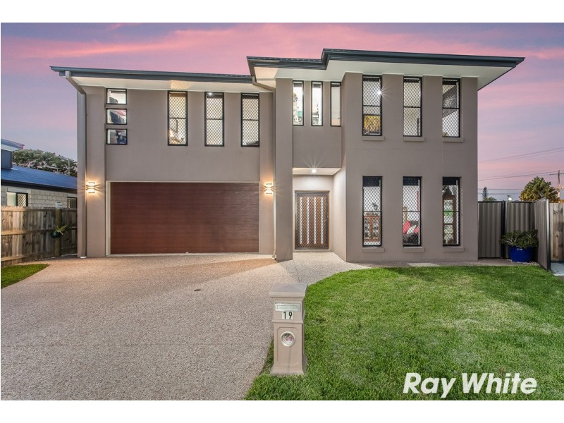 19 Ascot Crescent, Kallangur QLD 4503