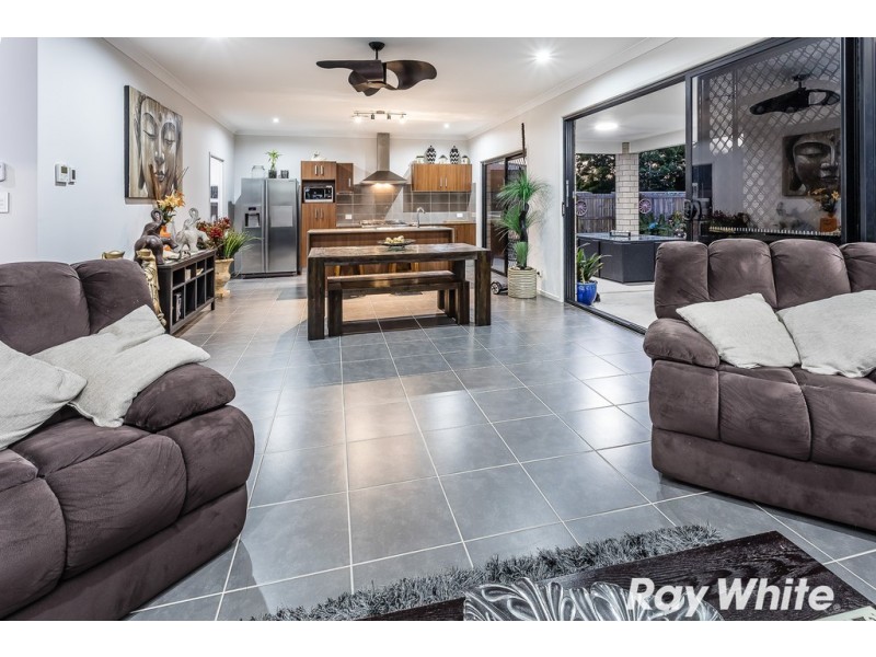 19 Ascot Crescent, Kallangur QLD 4503