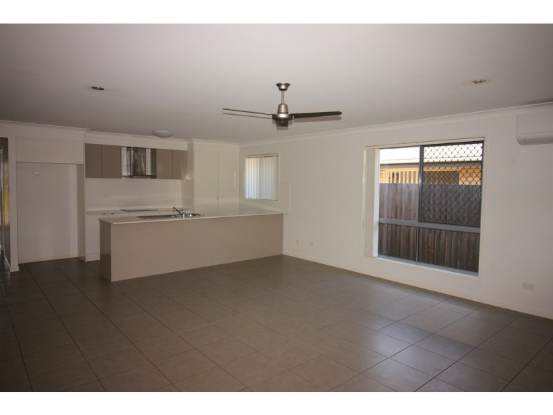 18 Shepherdson Street, Dakabin QLD 4503