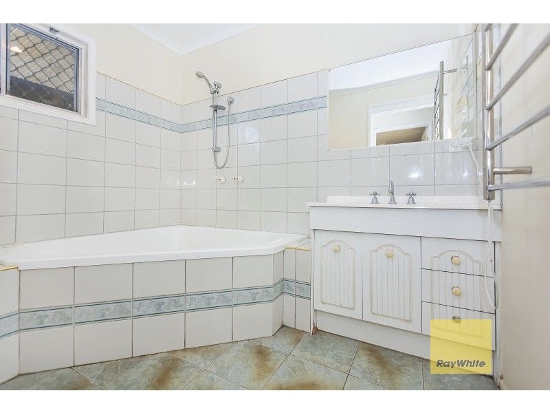 89 Old Gympie Rd, Kallangur QLD 4503