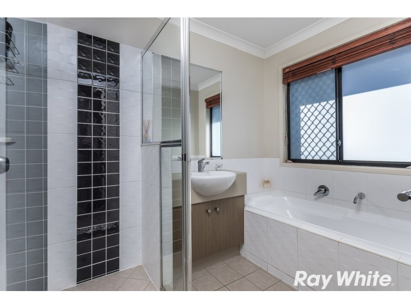 15 Park Grove Court, Kallangur QLD 4503