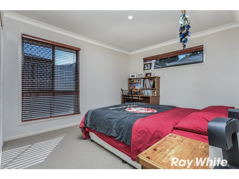 15 Park Grove Court, Kallangur QLD 4503