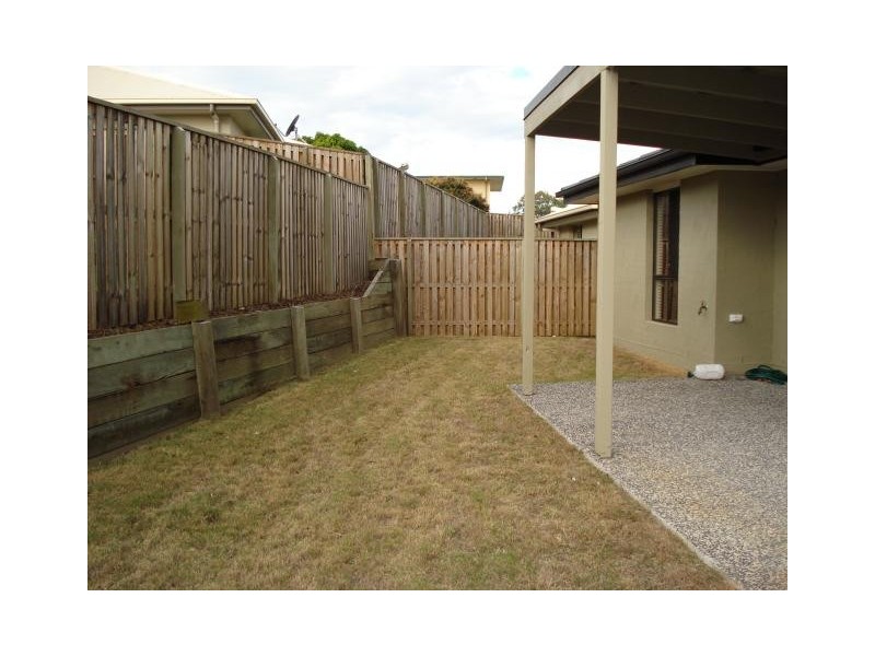 15 Park Grove Court, Kallangur QLD 4503