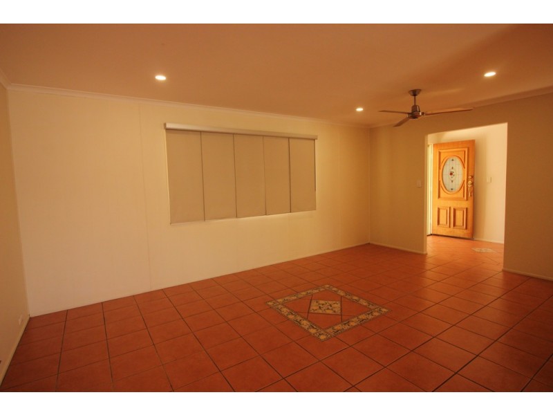 32 Paul Street, Kallangur QLD 4503