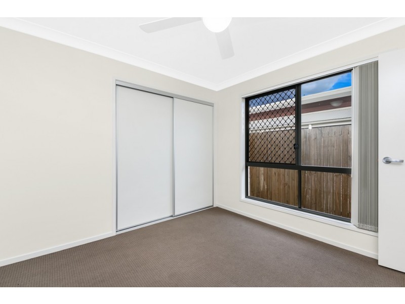 2/91 Sheaves Road, Kallangur QLD 4503