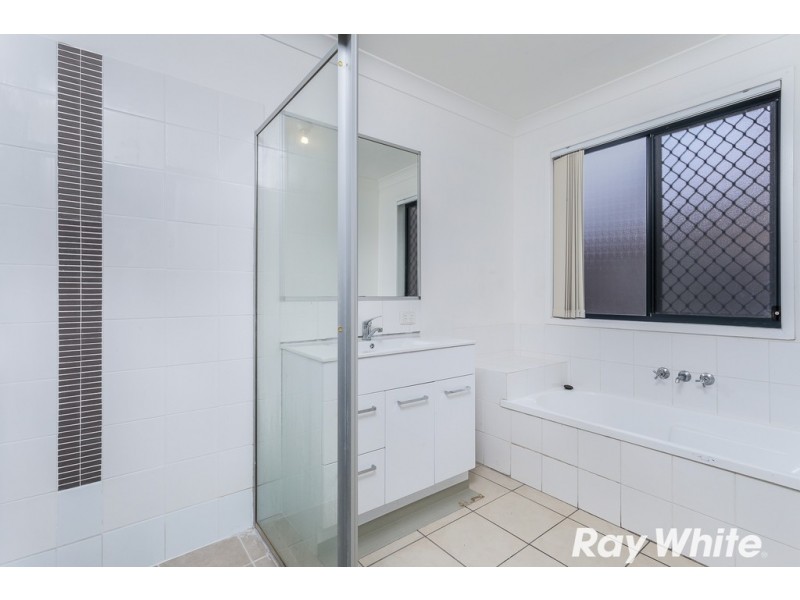 28 Diamond Ave, Kallangur QLD 4503