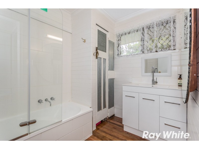 60 Diamond Avenue, Kallangur QLD 4503