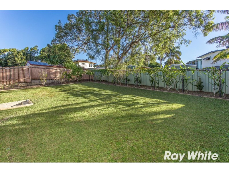 16 minstrel st, Kallangur QLD 4503