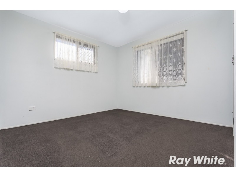 16 minstrel st, Kallangur QLD 4503