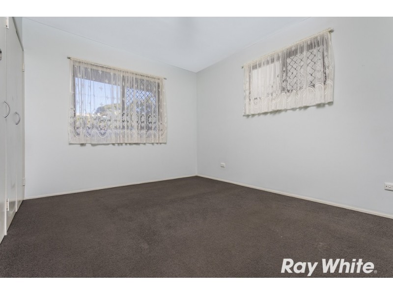 16 minstrel st, Kallangur QLD 4503