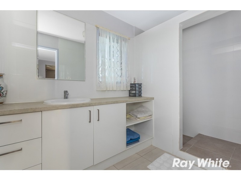 16 minstrel st, Kallangur QLD 4503