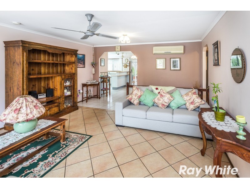 25 Winter Rd, Kallangur QLD 4503