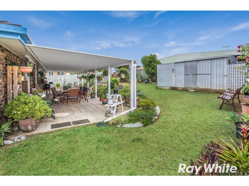 25 Winter Rd, Kallangur QLD 4503