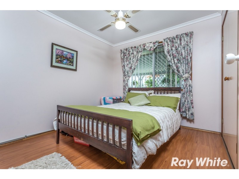 25 Winter Rd, Kallangur QLD 4503