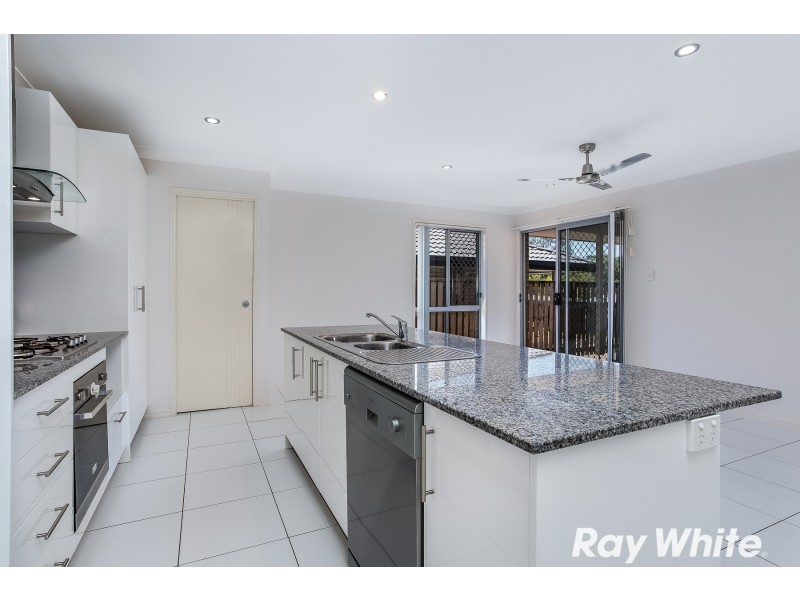 14 Kingfisher St, Dakabin QLD 4503