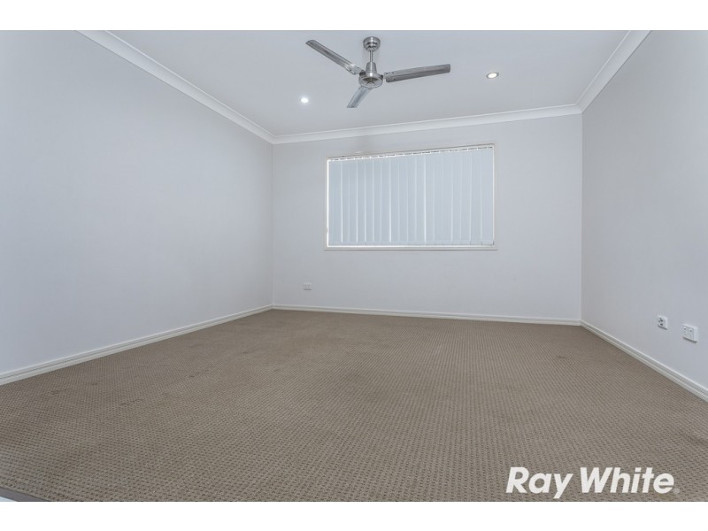 14 Kingfisher St, Dakabin QLD 4503