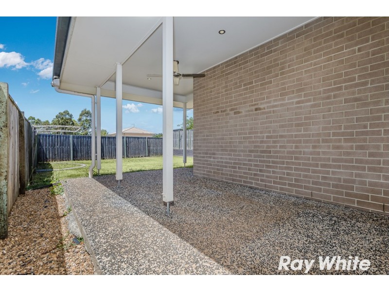 14 Kingfisher St, Dakabin QLD 4503
