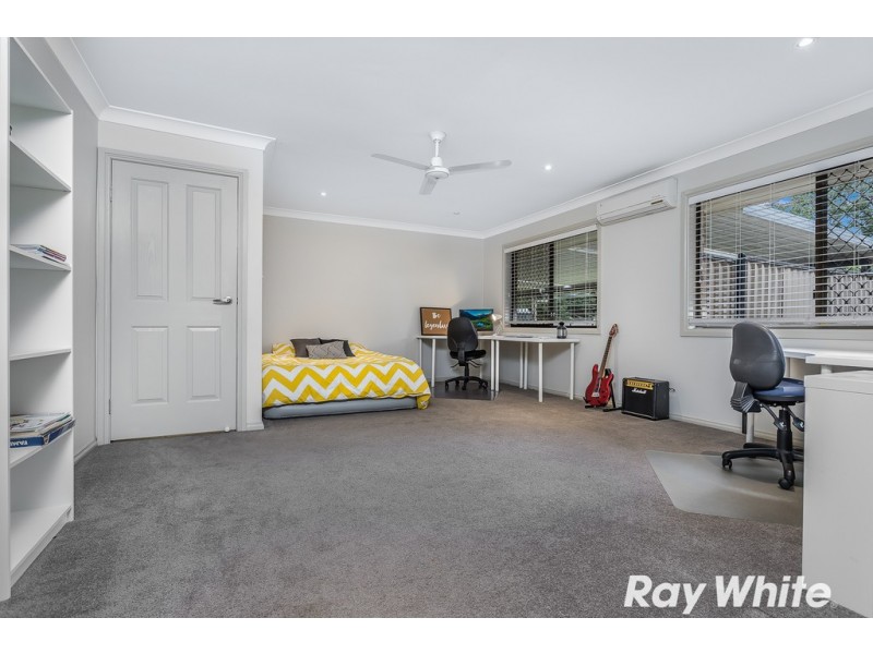 45 Voltaire Crescent, Petrie QLD 4502