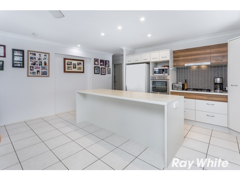 7 Jowarra St, Kallangur QLD 4503