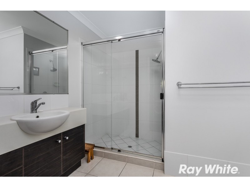 7 Jowarra St, Kallangur QLD 4503