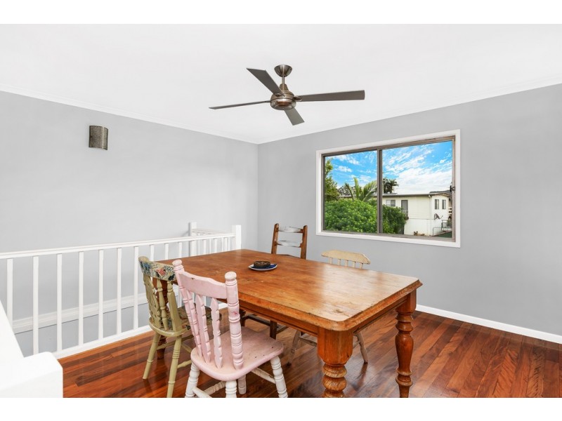 23 Lyndon St, Kallangur QLD 4503