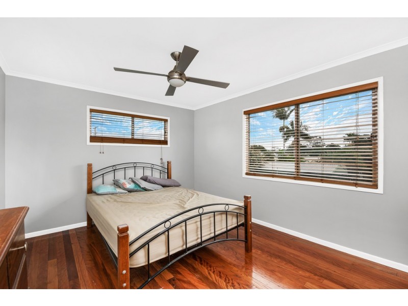 23 Lyndon St, Kallangur QLD 4503