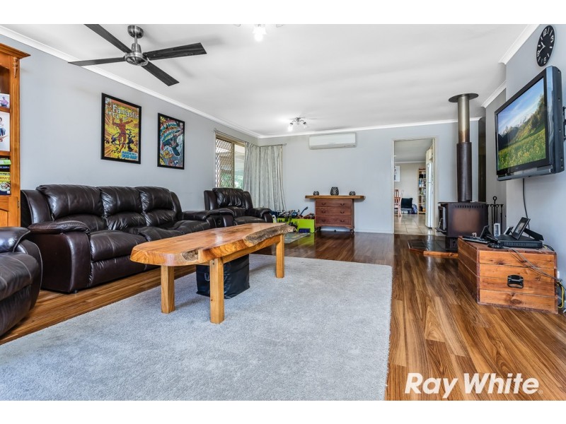 1 St Marcel Court, Petrie QLD 4502