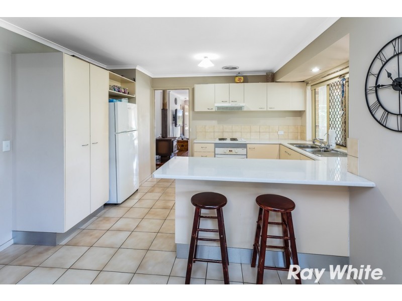 1 St Marcel Court, Petrie QLD 4502