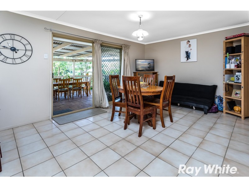 1 St Marcel Court, Petrie QLD 4502