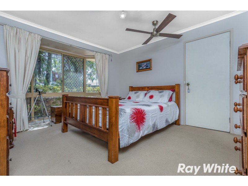1 St Marcel Court, Petrie QLD 4502