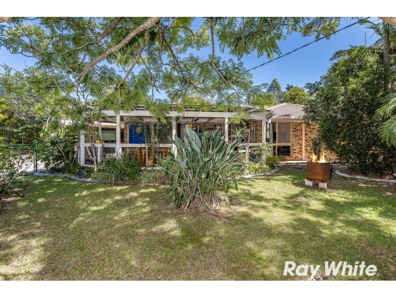 1 St Marcel Court, Petrie QLD 4502