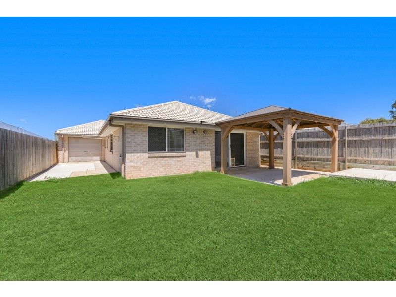 80 Olsen Cct, Kallangur QLD 4503