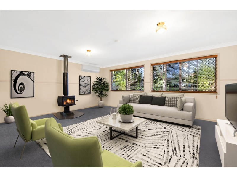 6 Olivia Dr, Kallangur QLD 4503