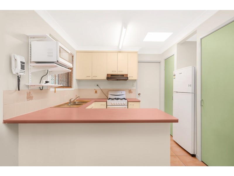 6 Olivia Dr, Kallangur QLD 4503
