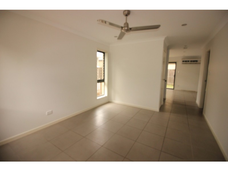 13/11 Montree Crct, Kallangur QLD 4503