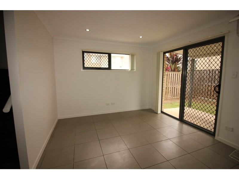 13/11 Montree Crct, Kallangur QLD 4503