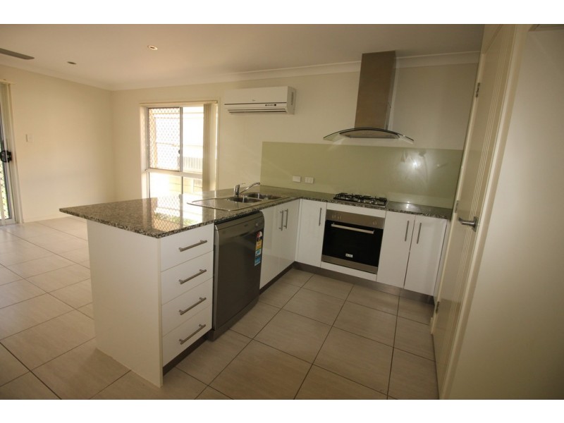 1/14 Braxlaw Crescent, Dakabin QLD 4503