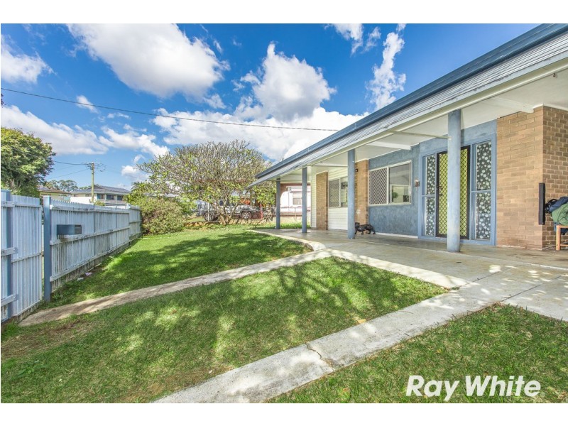 17 Lavercombe Drive, Kallangur QLD 4503